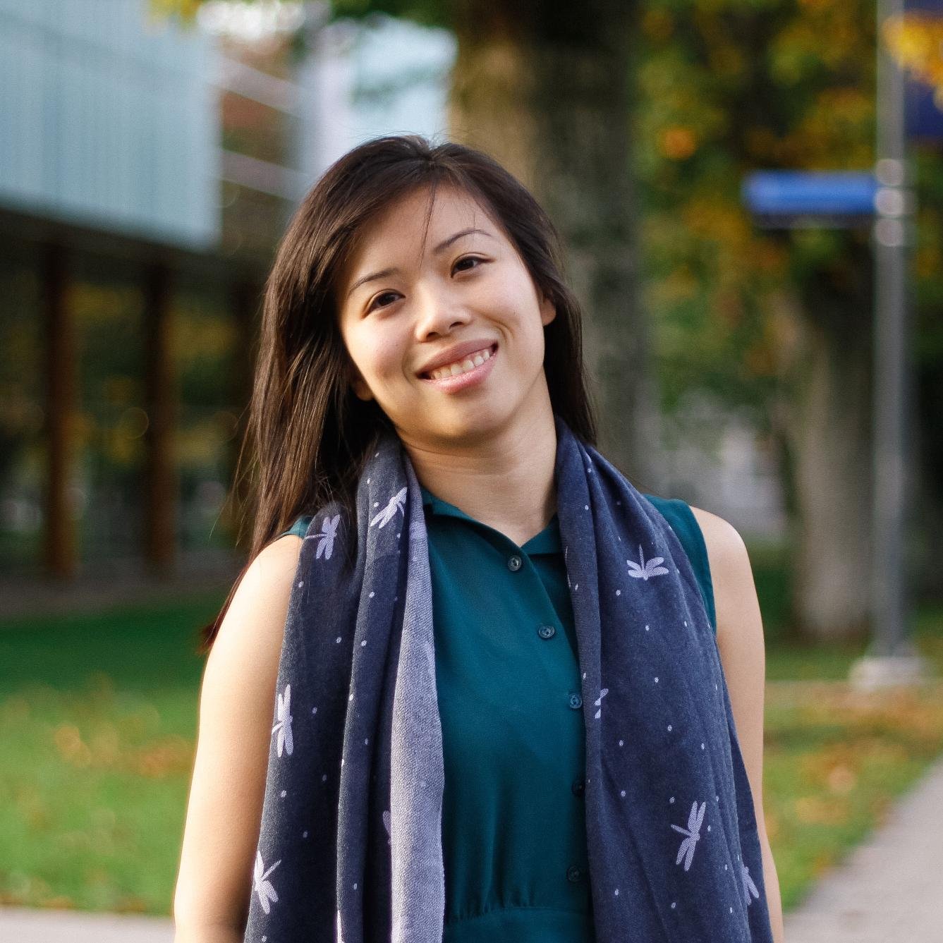 Parkour traceuse. Climber. Snowboarder. Digital Marketer. Vancouver, Canada is my home and heart. | Instagram: @andrealammy