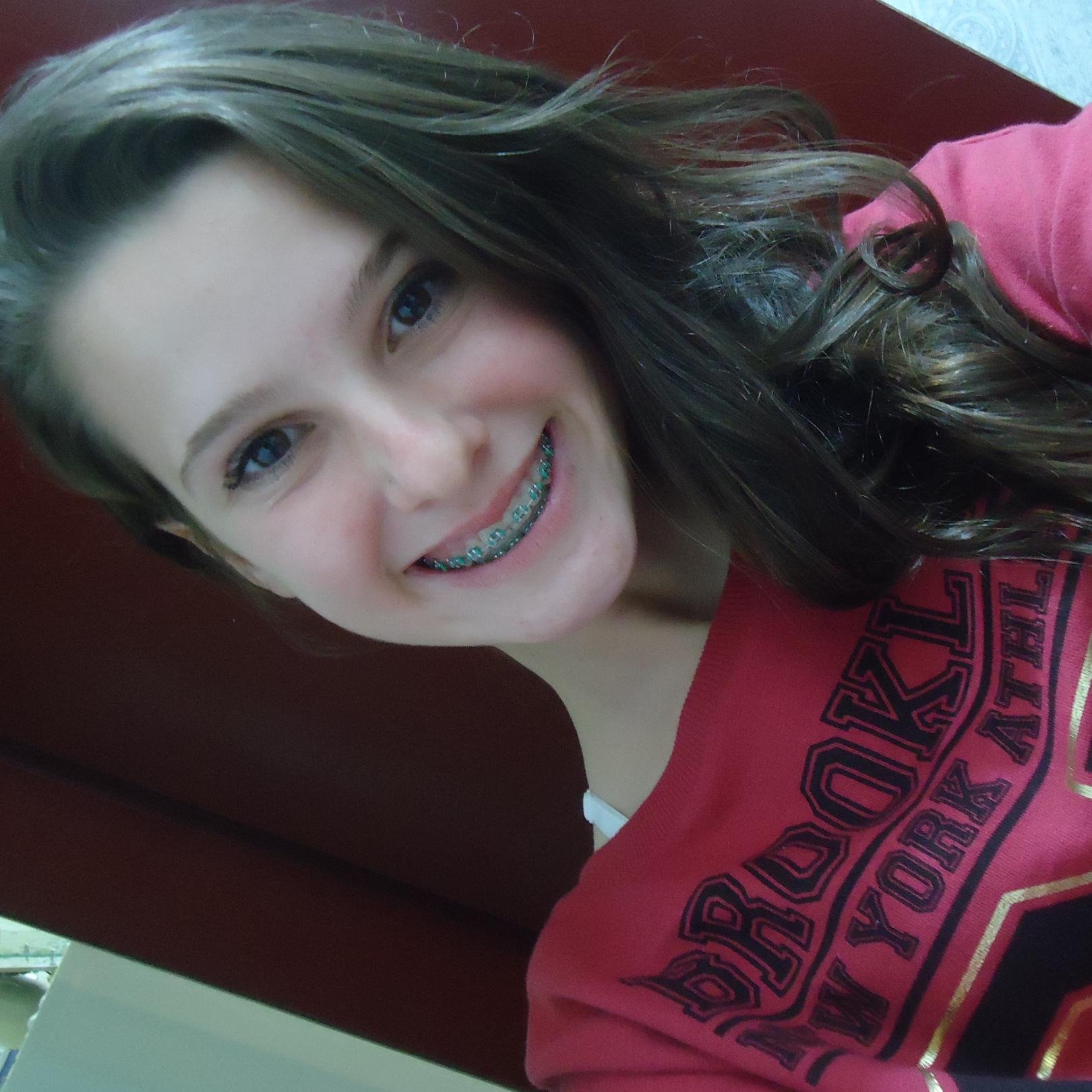 Por mais distante que eu pareça estar.Eu estou pensando em você... 11.10.2014