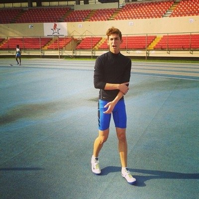 Atleta Panameño/instagram= jaime2316  High Jump record centroamericano juvenil y menor / ranking mundial 9 en los pasados juegos olimpicos en nanjing china 2014