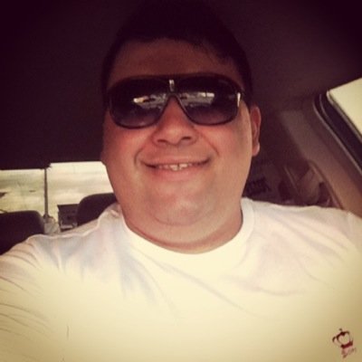 Eu sou Junior Barateiro,sócio da JB Publicidade e Eventos,trabalho com aluguel de trio elétrico e carro de som. 



http://t.co/7KYi7pDm