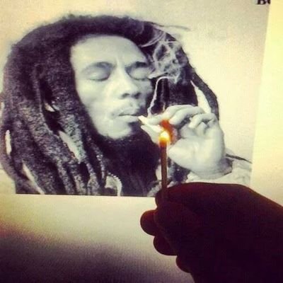 Rolex, more sex, good weed, no stress..✌️
