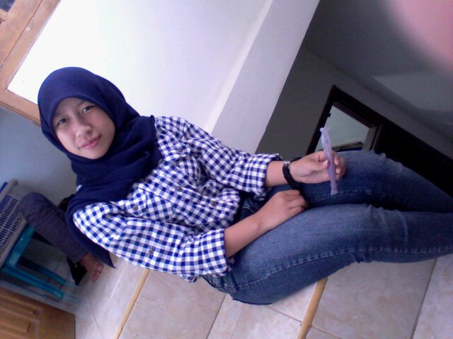 ErniAgu34098392's profile picture. 