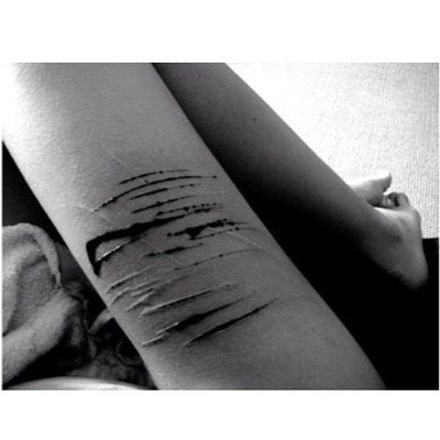 _LifeIsAMess_'s profile picture. 