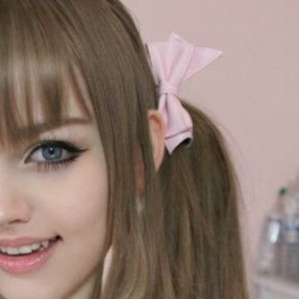 ‏‏‏‏لن ألبس الأبيض لك ولا لغيرك ! 
سألبسه لقبري فقط