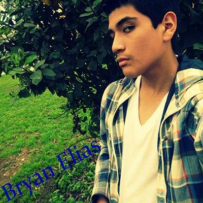 Hola Me Llamo Bryan Elias.En Mi Twitter Compartiré Fotos