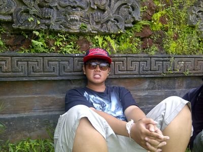 agung_hatori's profile picture. love is the answer