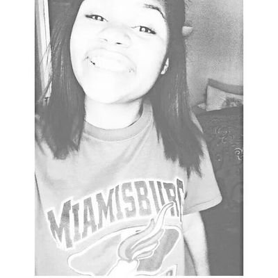 tia_mcconnell3's profile picture. Garrrebear