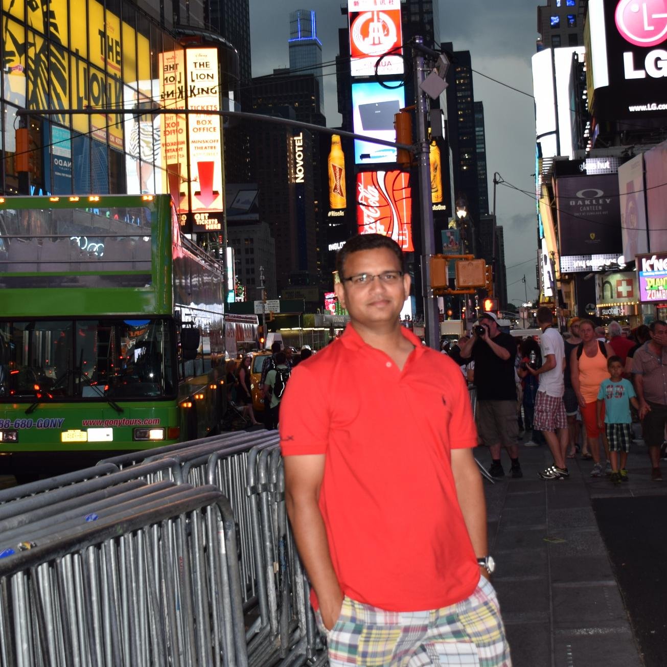 apundhir's profile picture. 