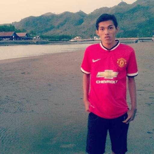 WildhanMoora's profile picture. STMIK AMIKOM PURWOKERTO | S1 '11 | Sistem Informasi | 7427E8DC