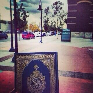 ‏‏‏‏ربيَ ﺄسگِن ﺎلسعآدهہَ فيَ قلبّ مَن ﺄسعدنيّ بگلمہَ ﺄو بفعِل ۈ لمَن دعىَ ليّ في ظهر ﺎلغيب َ