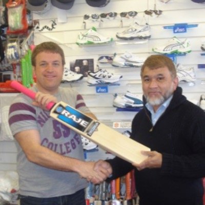 RajeSports's profile picture. info@rajesports.com
01924 461633
Cricket specialists since 1988
All enquiries welcome!