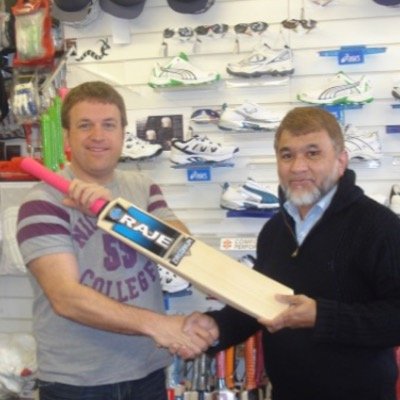 info@rajesports.com
01924 461633
Cricket specialists since 1988
All enquiries welcome!