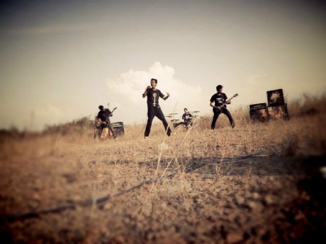 coming soon our first EP. Follow us: @iyenkhell @ataufikhidayat @sandyresabella @gscund Booking: +6282130102201