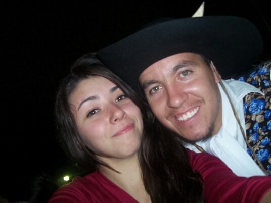 hi im day, I have 17 years, 2 months bridal ...
Amateur by nails, photos and music ... boca junior fan! 3
about all the things I miss my best .. :)