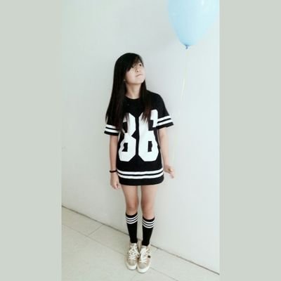 Linggggggx's profile picture. —
this account is only to follow not tweet  —