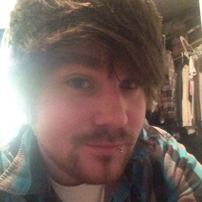 Bassist and screamer for We Comdemn The Night im an apprentice at All Inked Up
