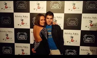 BRAIS MUÑIZ OUTEIRAL♡                                    Botando de menos a @Lara_Garciaa .