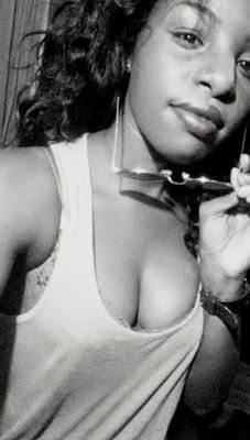 Bio's for biytches 
. 20
iinstagram:chy.lite