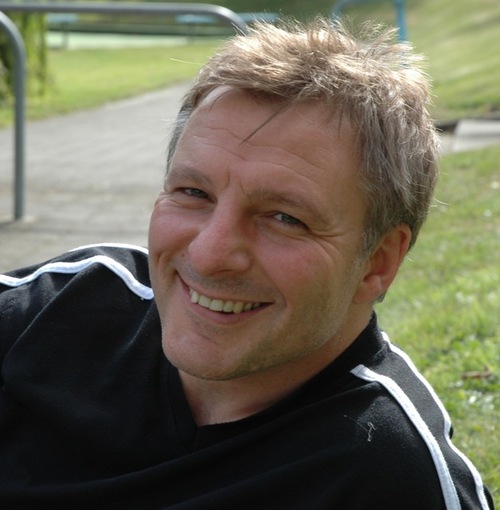 richmulligan's profile picture. Kettlebell enthusiast, bio hacker, and lover of things that go click