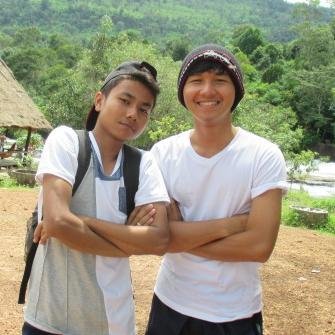 Kimhuy6's profile picture. 