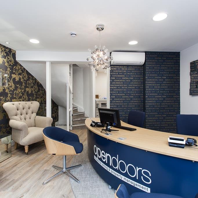 Located in the centre of Buckingham, we pride ourselves on providing a personal and pro-active lettings service for both landlords and tenants.