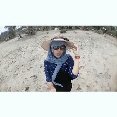 simple girl, cute, beautifull, smart I Universitas Negeri Malang '13 S1 Manajemen