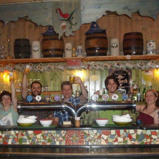 Locanda_Fate's profile picture. Birreria con panini, hamburger e piatti gustosi ed enormi. E tanta buona birra, ovviamente!