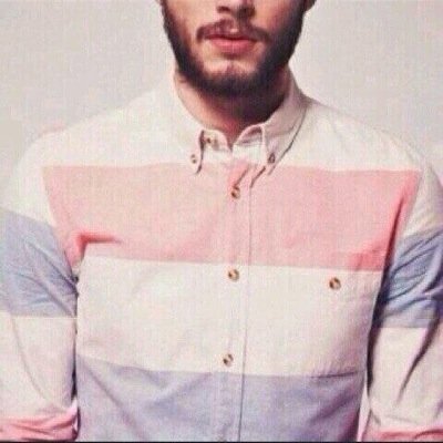 أنت وطن قلبي و أجمل أمانيه يا ثالث شخص احبه بعد امي وابوي @nalenezi6_ .