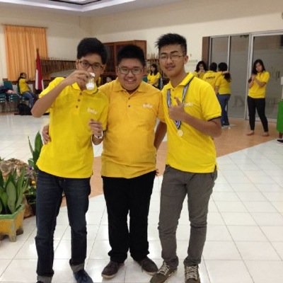 Neviooww's profile picture. ☝️