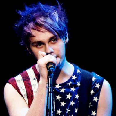 This is a free follow x go follow @fuxkingmikey or i unfollow xx