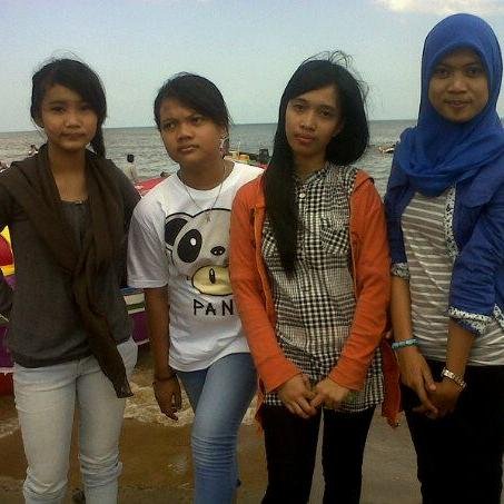 Siswi XI IPA 4 MAN 2 Model Banjarmasin ||Alumni : SMPN 1 Kertak Hanyar || SDN Manarap Lama 2 || TK Merpati || 7EE29240 || funtastic