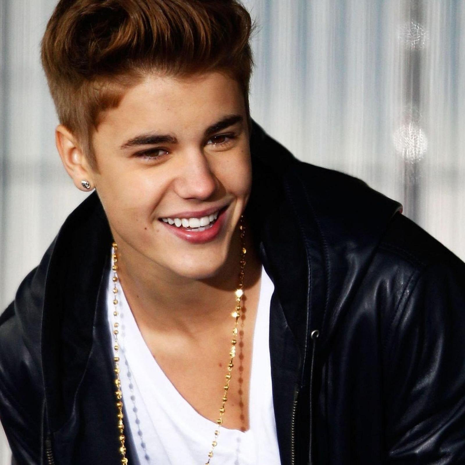 lvl14 // Desde el 2000 dando guerra // Amo a Justin por encima de todo, es mi idolo. // #Belieber @JustinBieber