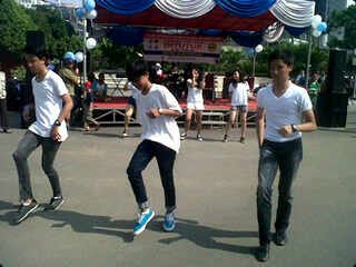 MOVEMENT DANCE CREW▼▲ since:11 Juni 2013|Leader @RWilhelmina|CP Dancer @tialapermata pin:2A3C46AC/083806971172|CP Shuffle @Febrian_embi 24F03724