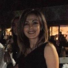 EbruSelek35's profile picture. Mesela ben burda çok üzgün tweetler atıp, gerçekte halay çekiyoda olabilirim.