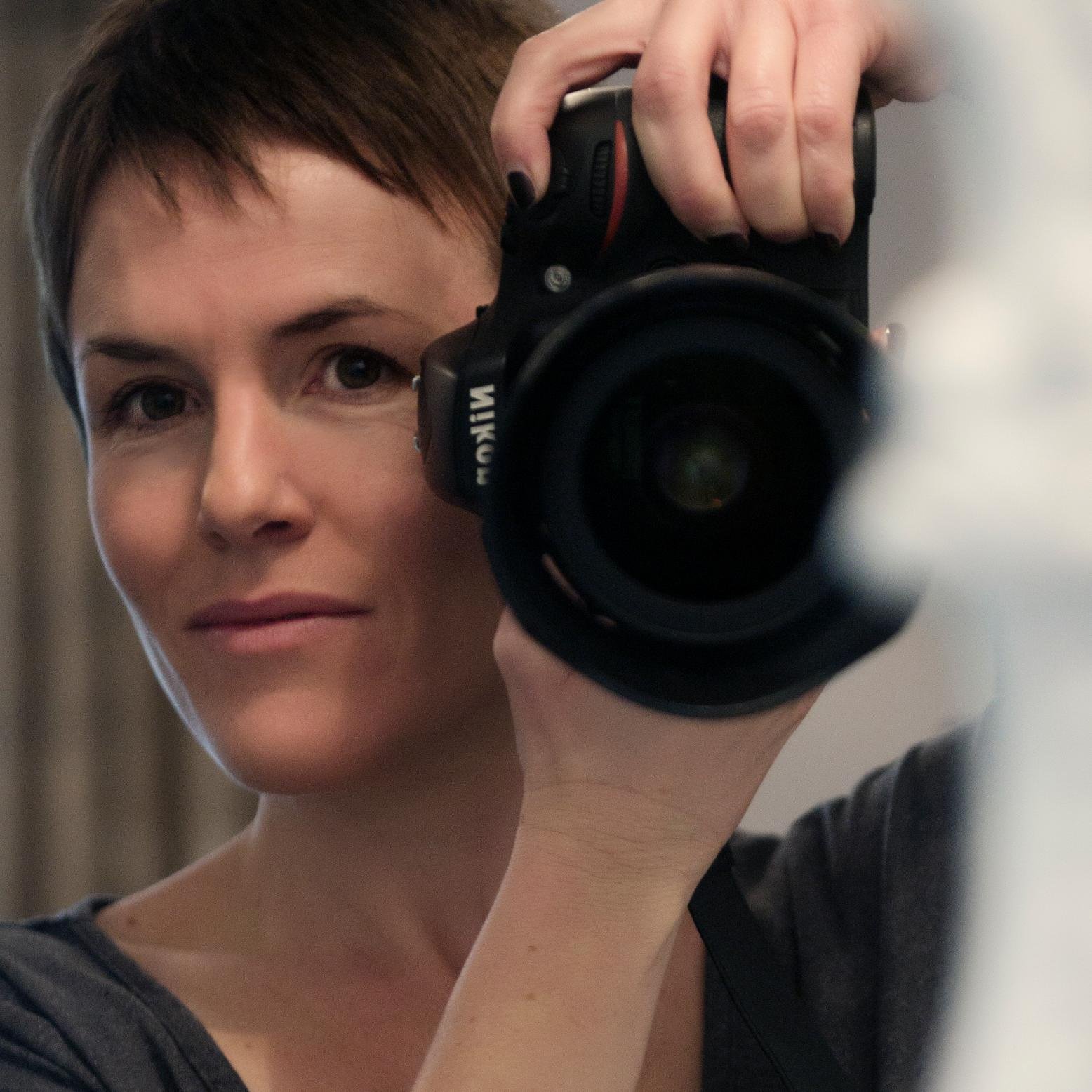 Luxury Beauty #photoshoots at my Private Photo Studio. Love my job! http://t.co/8YvwbHrYPV http://t.co/Cf8kodirs9