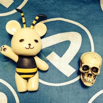 まるマの原作設定集botです。 不定期に呟きます。 原作者の書かれたもの全てから抜き出しますが、マニメやドラマCD、テマリ先生オリジナルの内容は一切含まれません。 業者や興味のなさそうな方はブロックします。 未読の方への配慮はしないので自己責任でお願いします。 質問も受け付けますが、返事には時間が掛かることがあります。