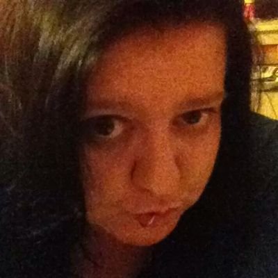 Hi Im leanne, im 33 and a full time mummy.  I have 3 children.  I have a Brain Tumour and im due surgery soon.  Also suffered a P.E