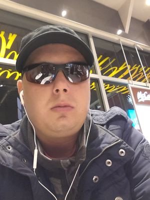 hey man I'm 30 Years old,page will be on Facebook I'm will trusted and is taking the easy life for a wile. Randy Thornhill @Facebook .com GUY'S