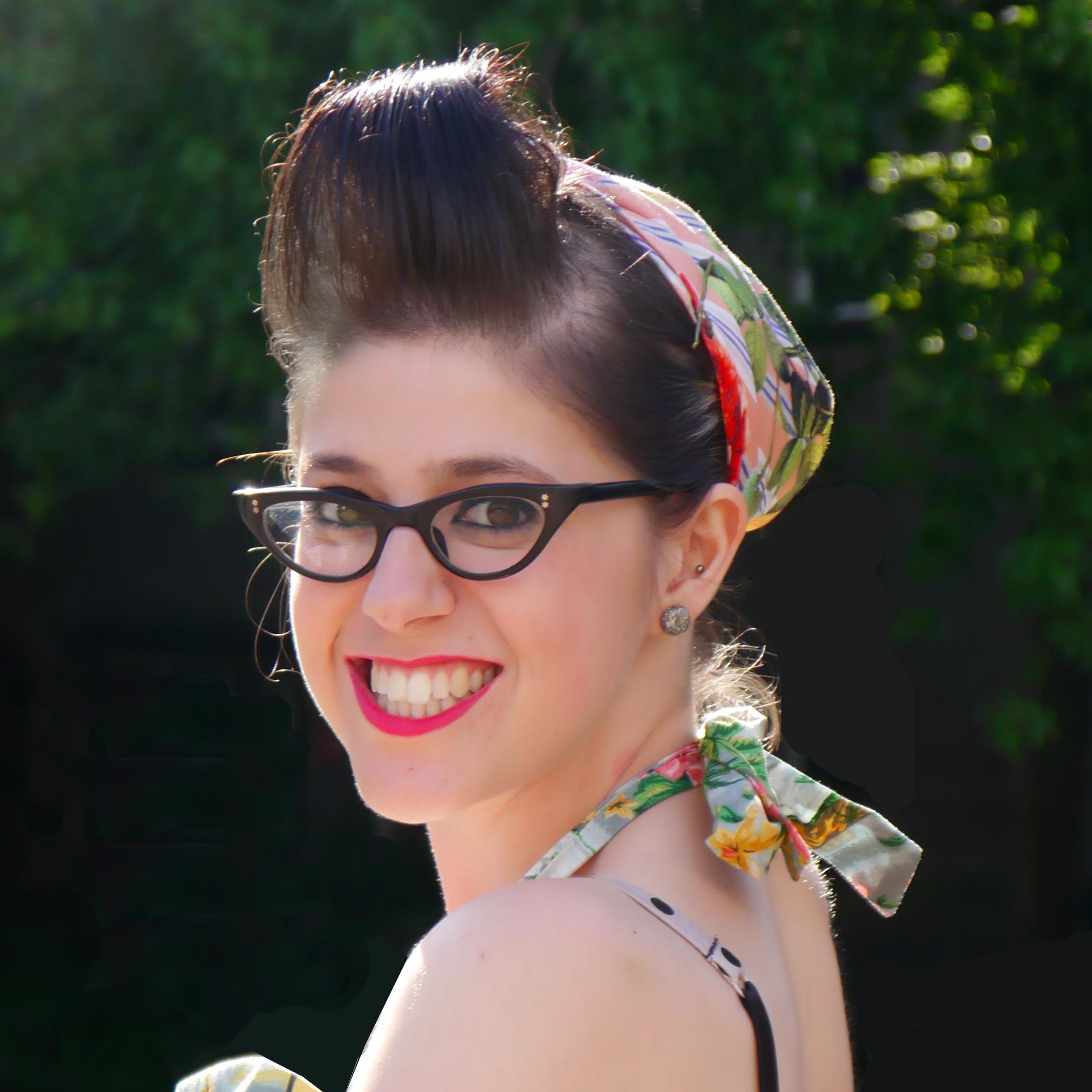 Retro Style, Creative Life! Blogger based in Edinburgh Scotland and maker of Vivid Please products