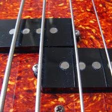 Articles about basses, amps, effects, bass players and accessories