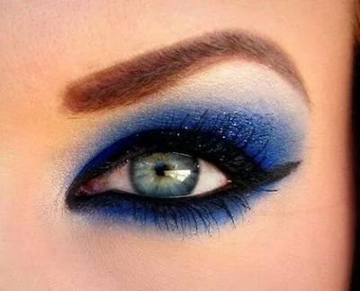 Para aquelas apaixonadas por moda e maquiagem! Contato Supermakegirls@gmail.com
