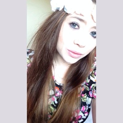 Add me on snapchat -elizabethmcdade 
Textme-07990 079153