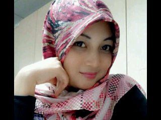 ririfaqi's profile picture. 