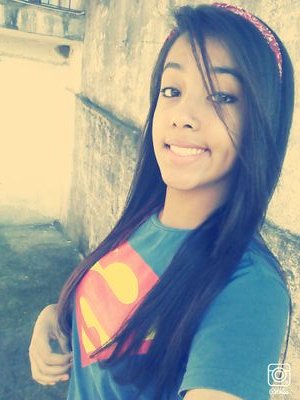 Me Adiciona no facebook ; Stephannye França 
17 years 
me segui ,sigo todos de volta !!