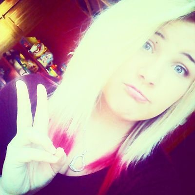 ❤∞bands∞❤ ๛♪vocalist♪๛ ▽no fucks given▽﹏I L♡VE P∀ND∀S﹏⭐๑IG- Jada.mae22๑