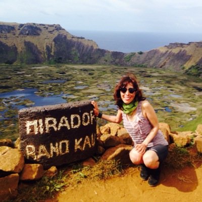 Adicta a las redes sociales, perseverante, sueño con las utopias, fanatica de Einsten y Tesla. Enamorada de la natura, viajar y el deporte al aire libre :)