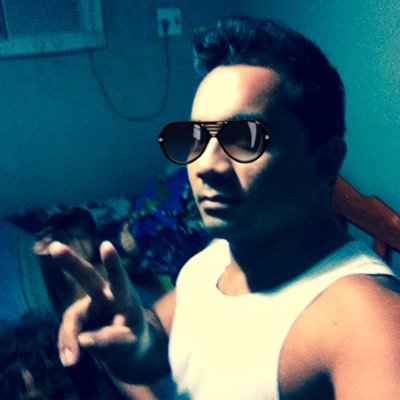 sou amante da arte popular!!!!
cantor e apresentador
bacana!!!!!cara e isso ai meu sacou!!!!