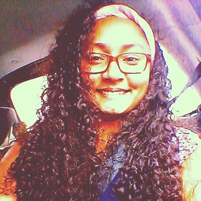 Músicar. Amar. Sorrir. Biotecar. Ler. Comer. Faz parte de mim. Crescer é natural. Amadurecer, um processo de alguns. Estou a caminho.