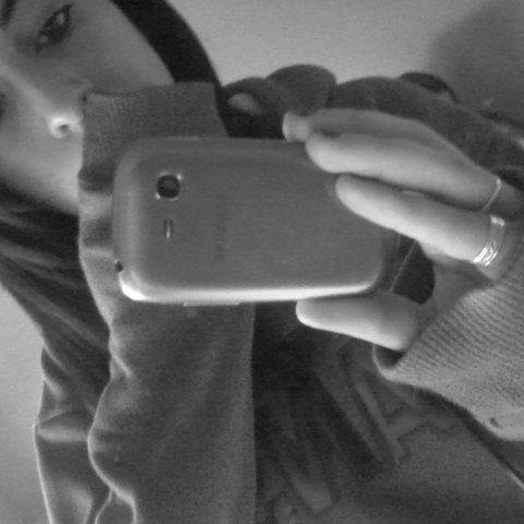 Eu amo o alissom,sou a pekena dele hehe u.u 3