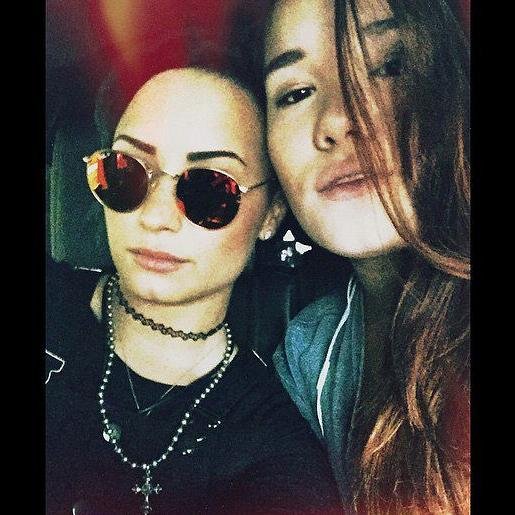 Demi is my inspiraction. Thank you Dems everything! :3 I'm forever a Lovatic.  Love you. I'm from Poland. SNAPCHAT: Verka315 SHOTS: Diza Zapraszam!